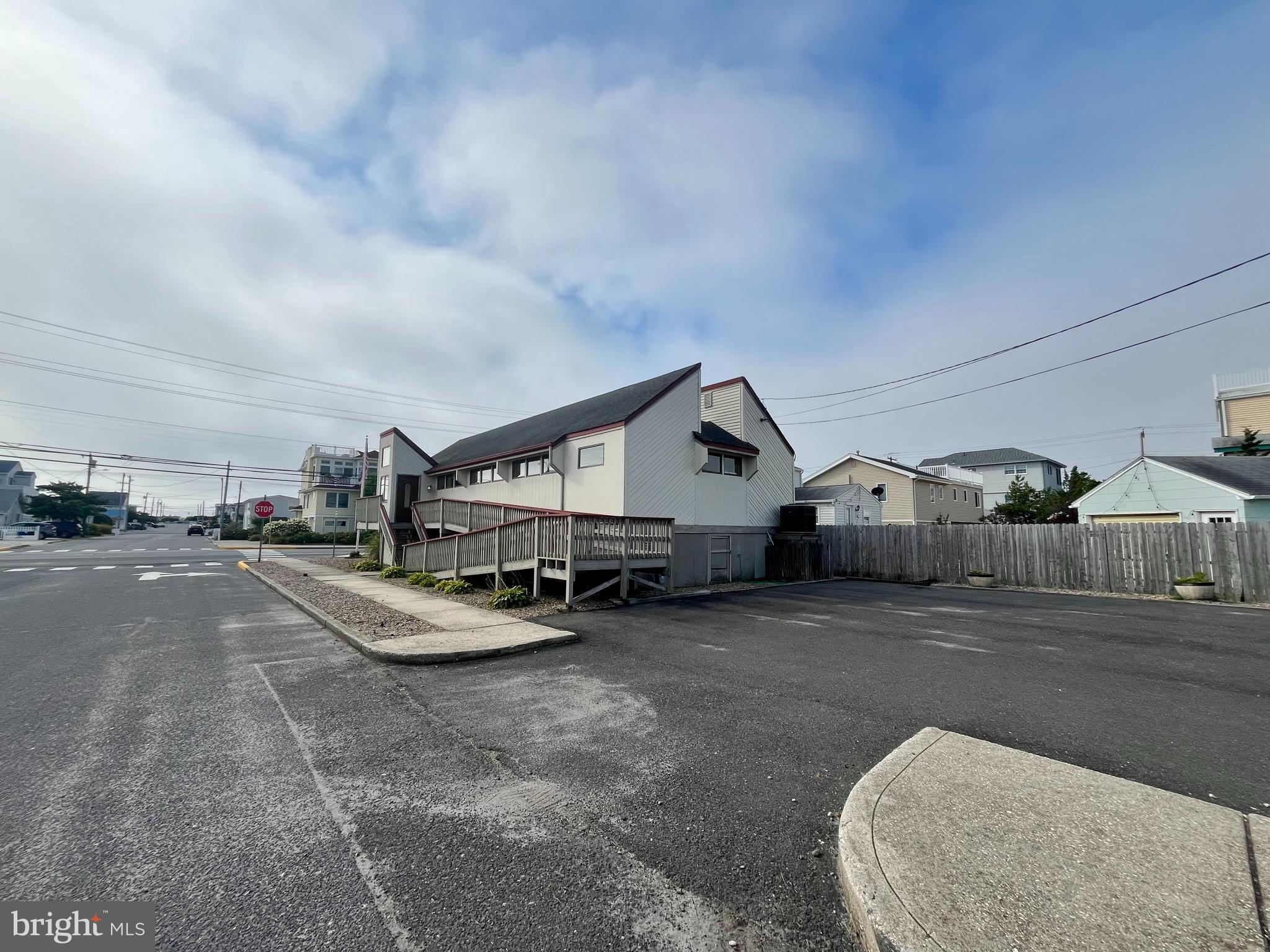 401 N CENTRAL AVENUE