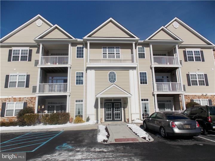 VICTORIA GARDENS - Residential