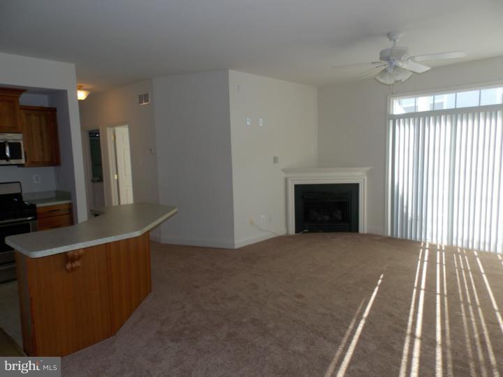 VICTORIA GARDENS - Residential