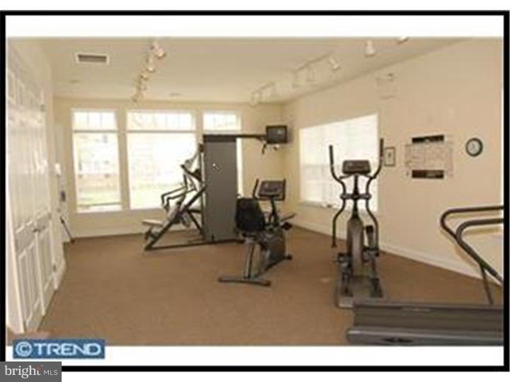 VICTORIA GARDENS - Residential