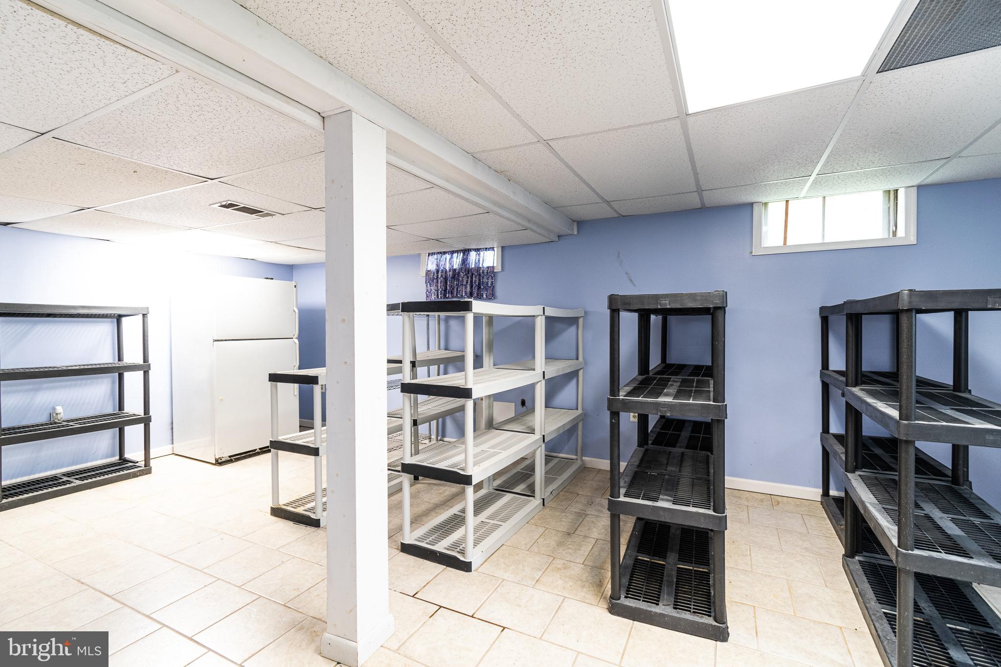 MILLERSVILLE - Residential