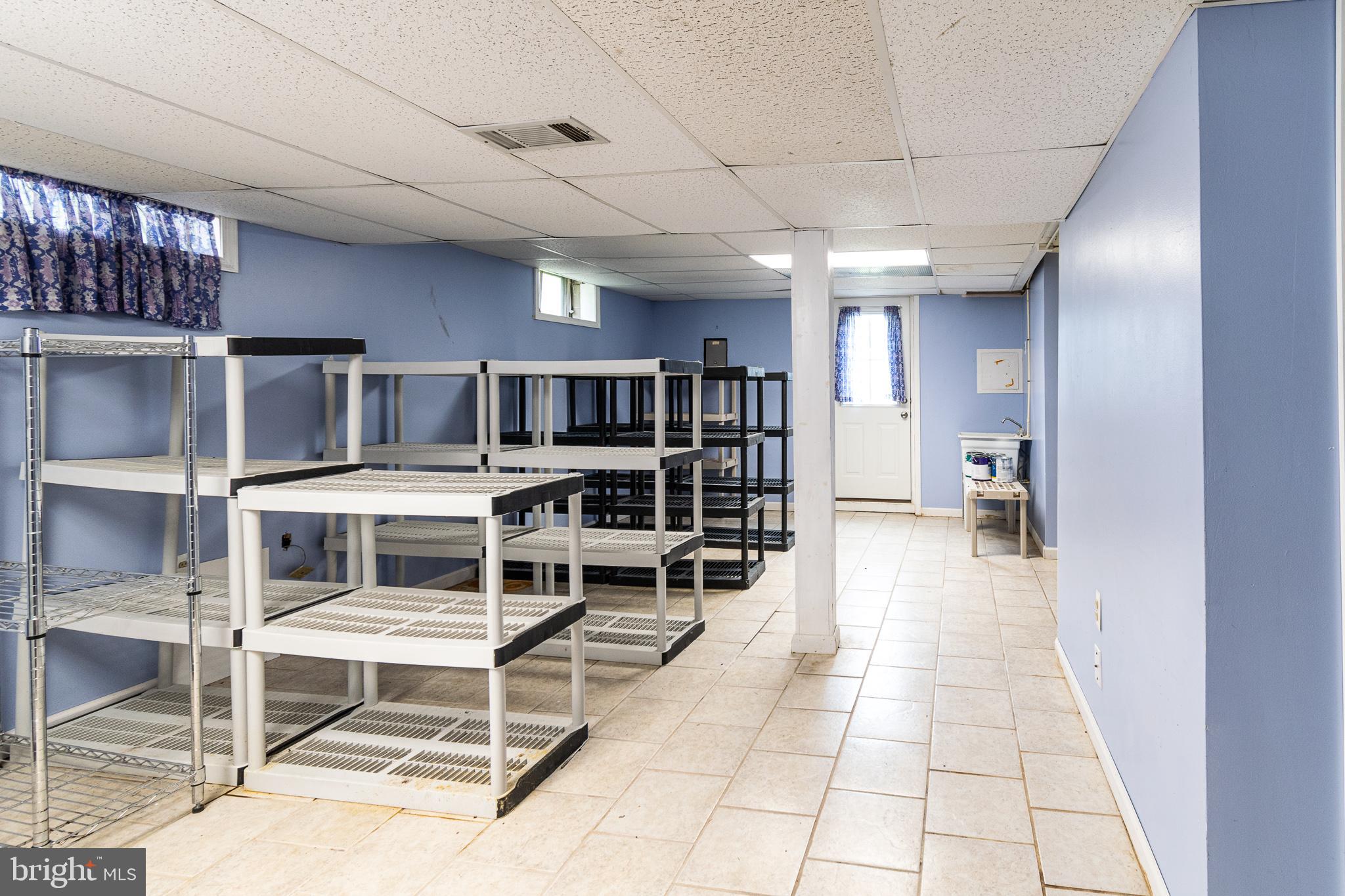 MILLERSVILLE - Residential