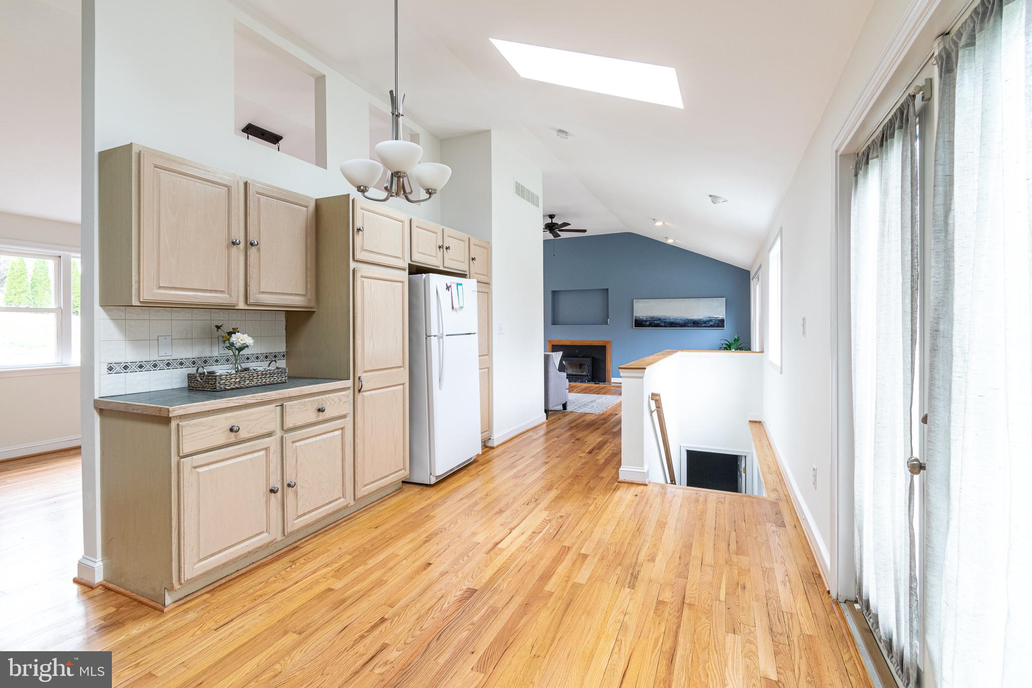 MILLERSVILLE - Residential