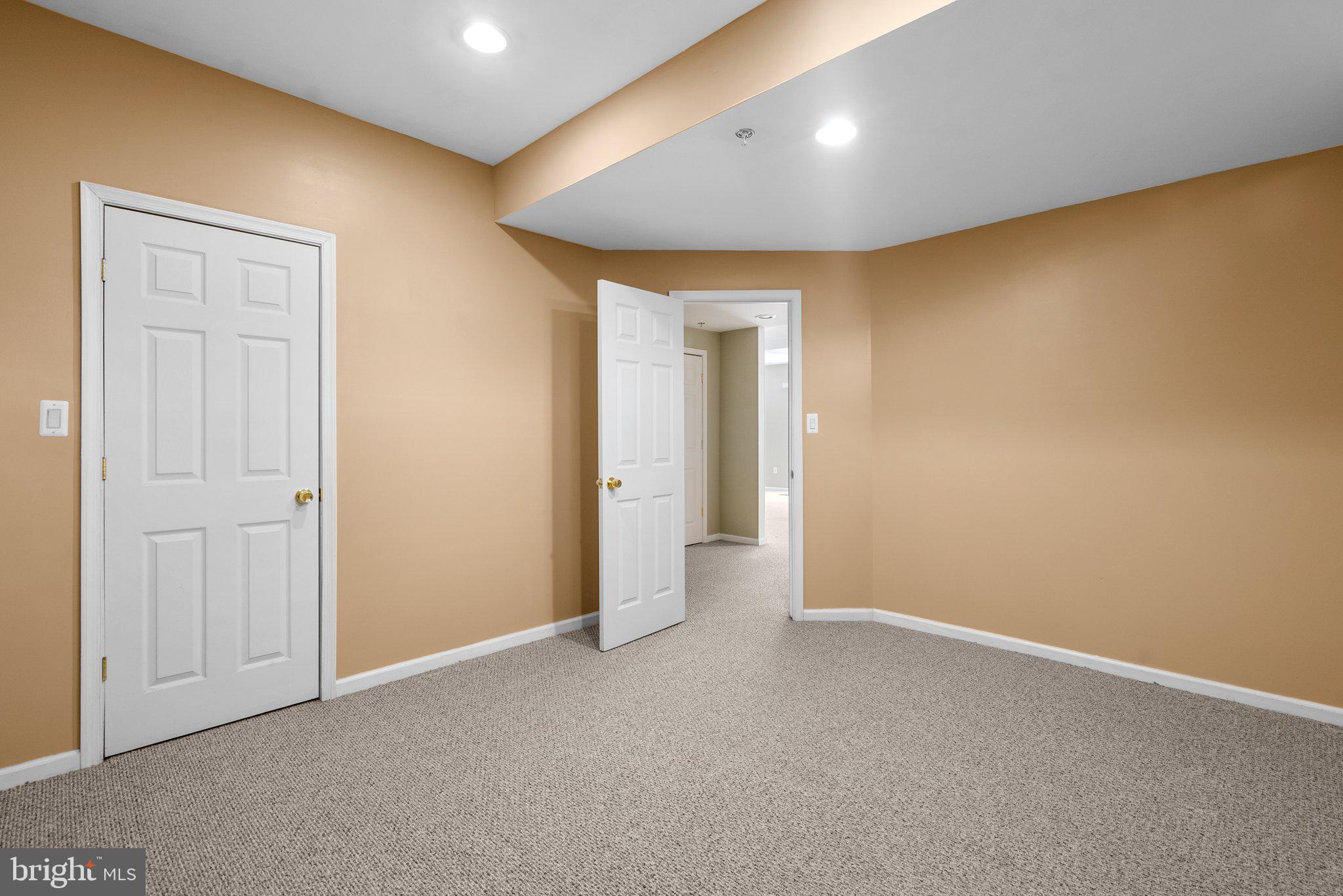 HIGHLANDS AT CLARKSBURG - Residential