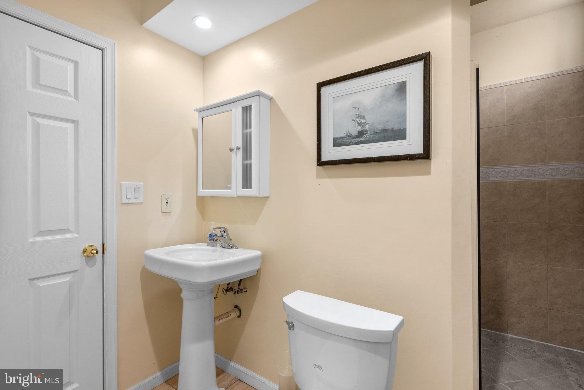 HIGHLANDS AT CLARKSBURG - Residential