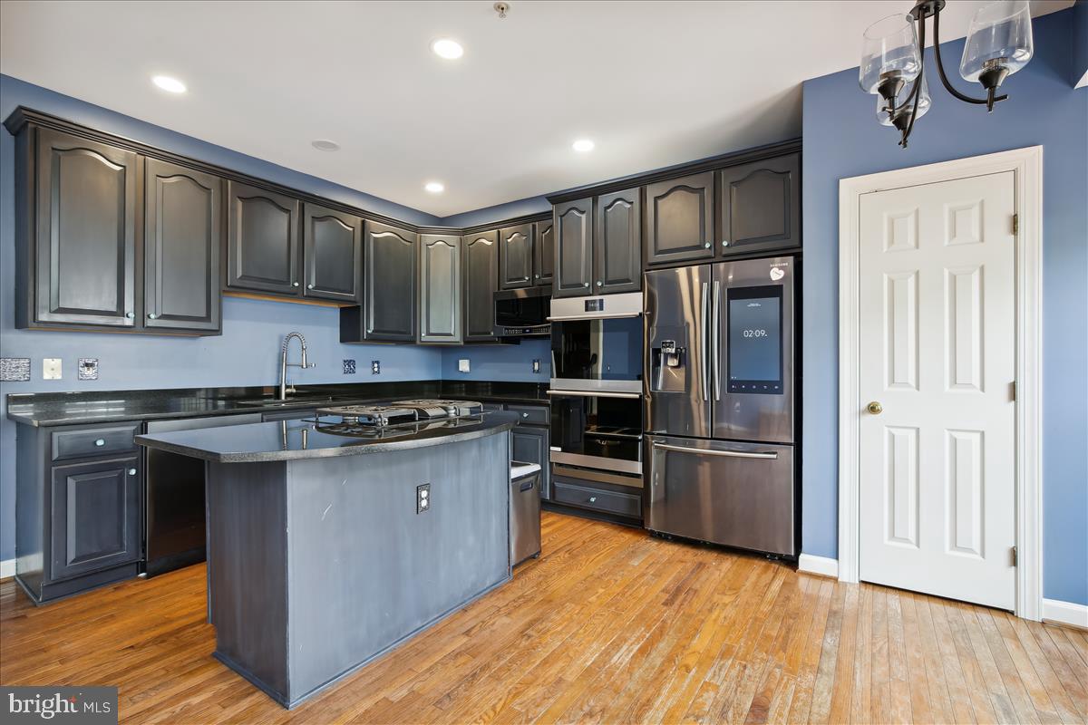 KIDWELL TOWNS - Residential Lease