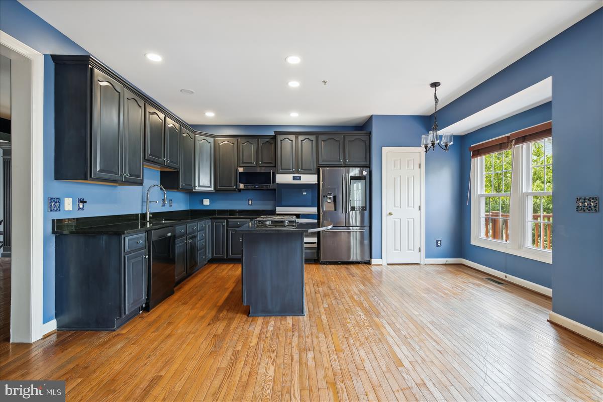 KIDWELL TOWNS - Residential Lease