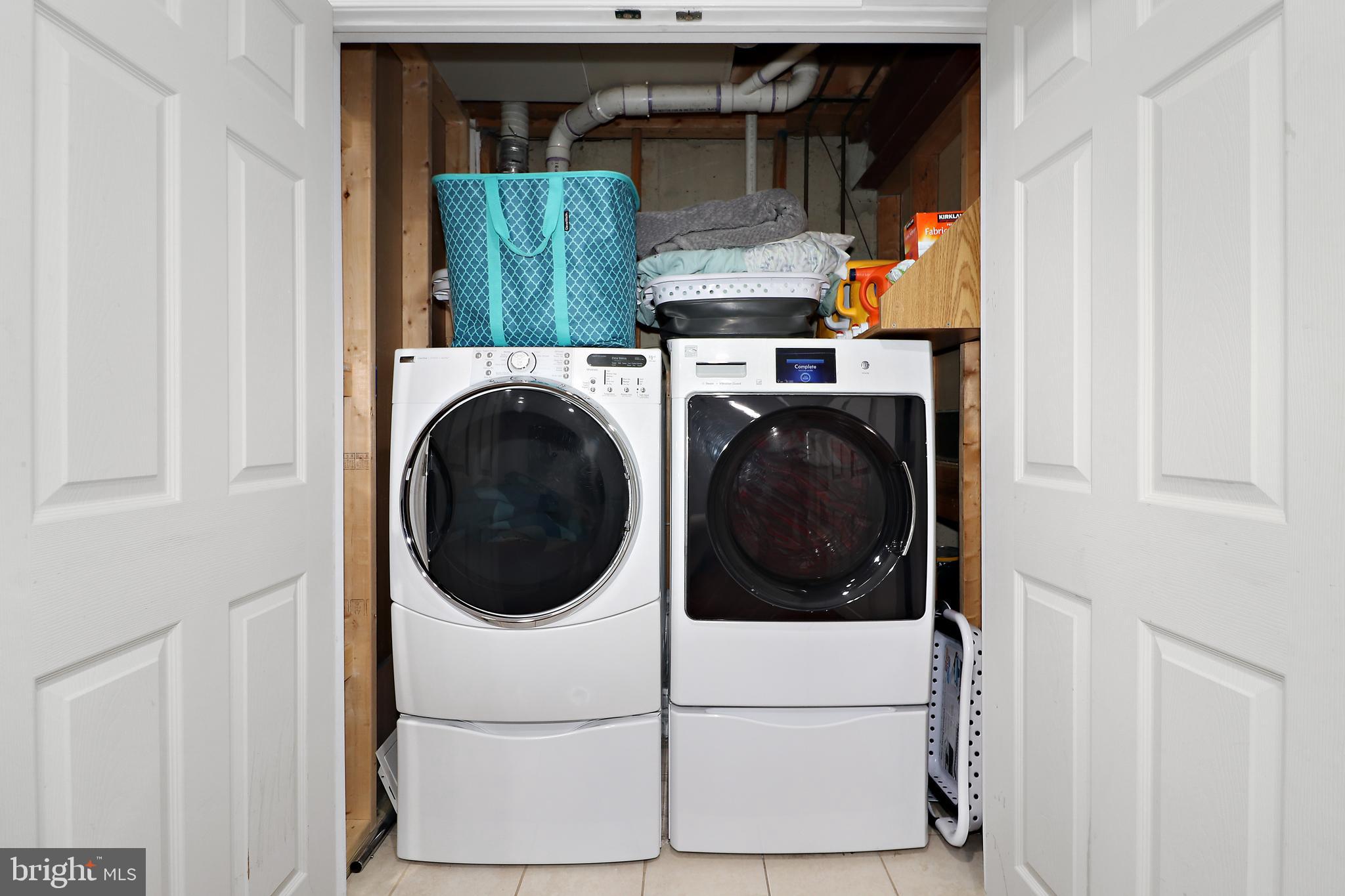 HERITAGE ESTATES - Residential