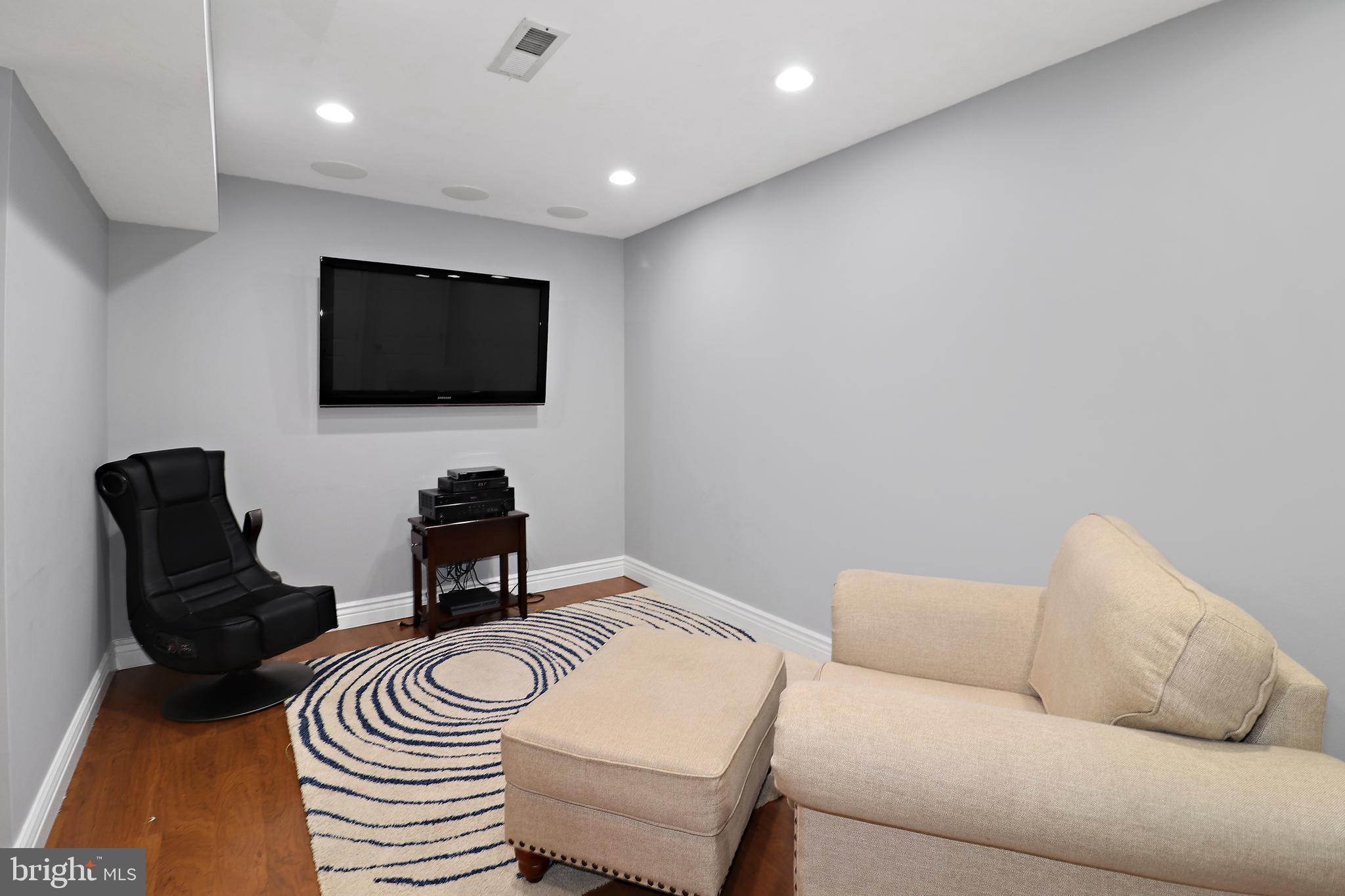 HERITAGE ESTATES - Residential