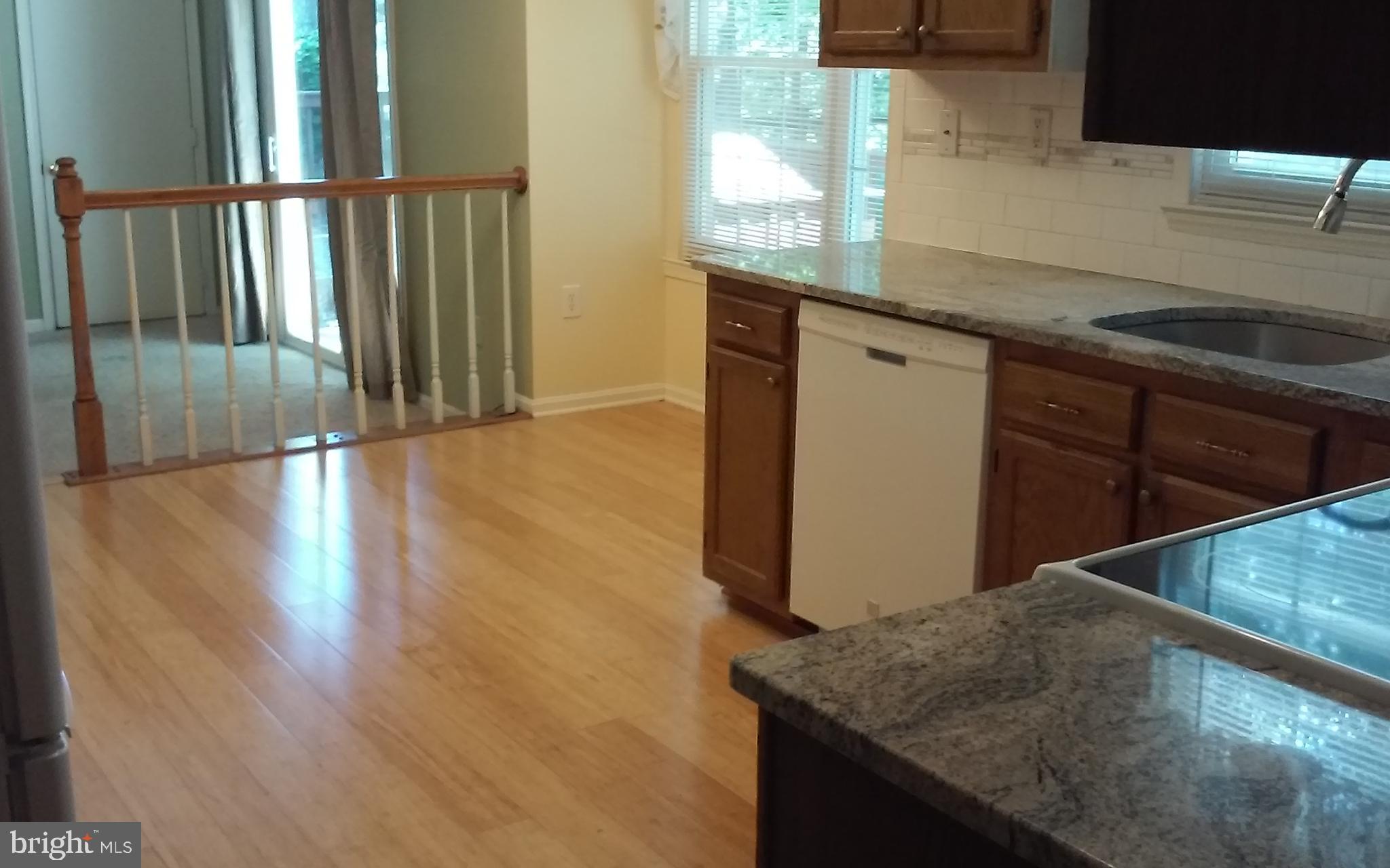 HAMPSHIRE - Residential