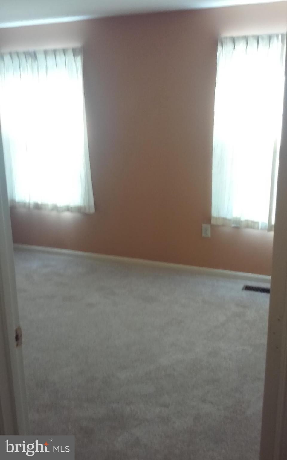 HAMPSHIRE - Residential