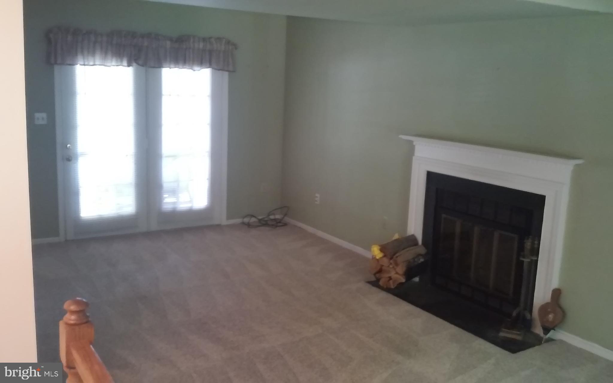 HAMPSHIRE - Residential