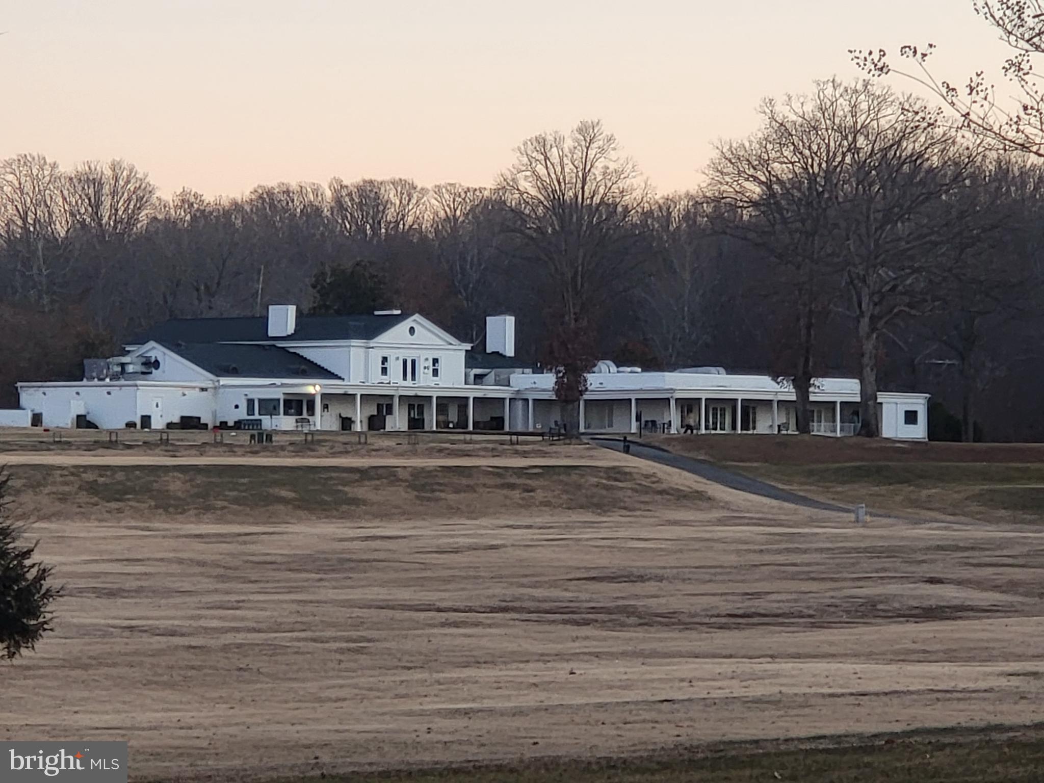 TANTALLON ON THE POTOMAC - Residential Lease