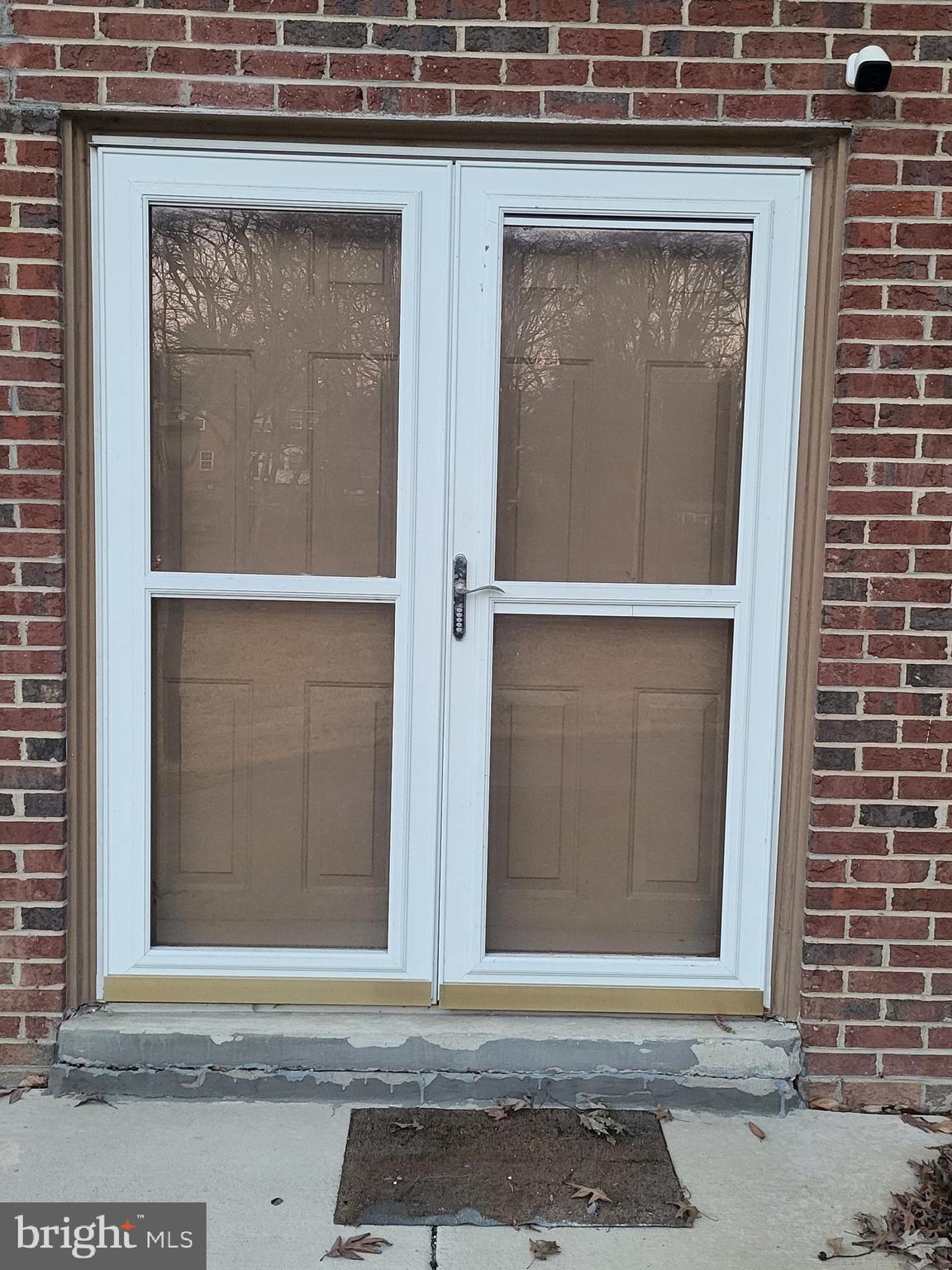 TANTALLON ON THE POTOMAC - Residential Lease