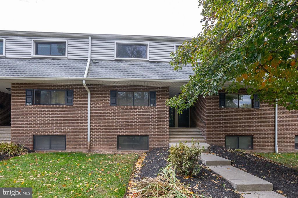 Photo of 121 Stony Way, NORRISTOWN, PA 19403 (MLS # PAMC2158922)
