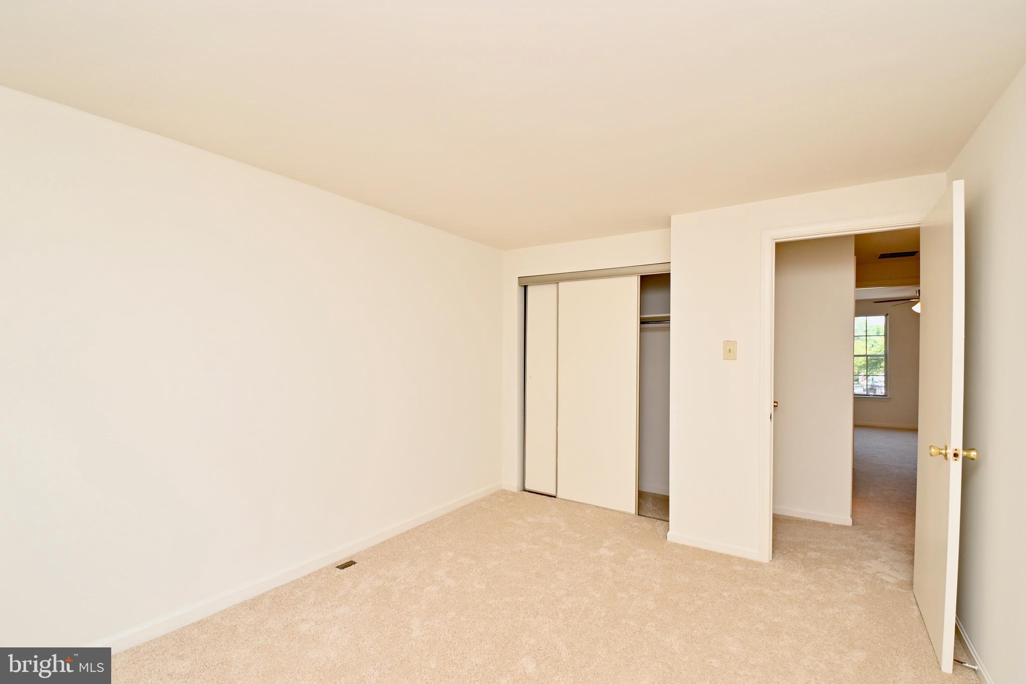 LONGMEAD CROSSING - Residential