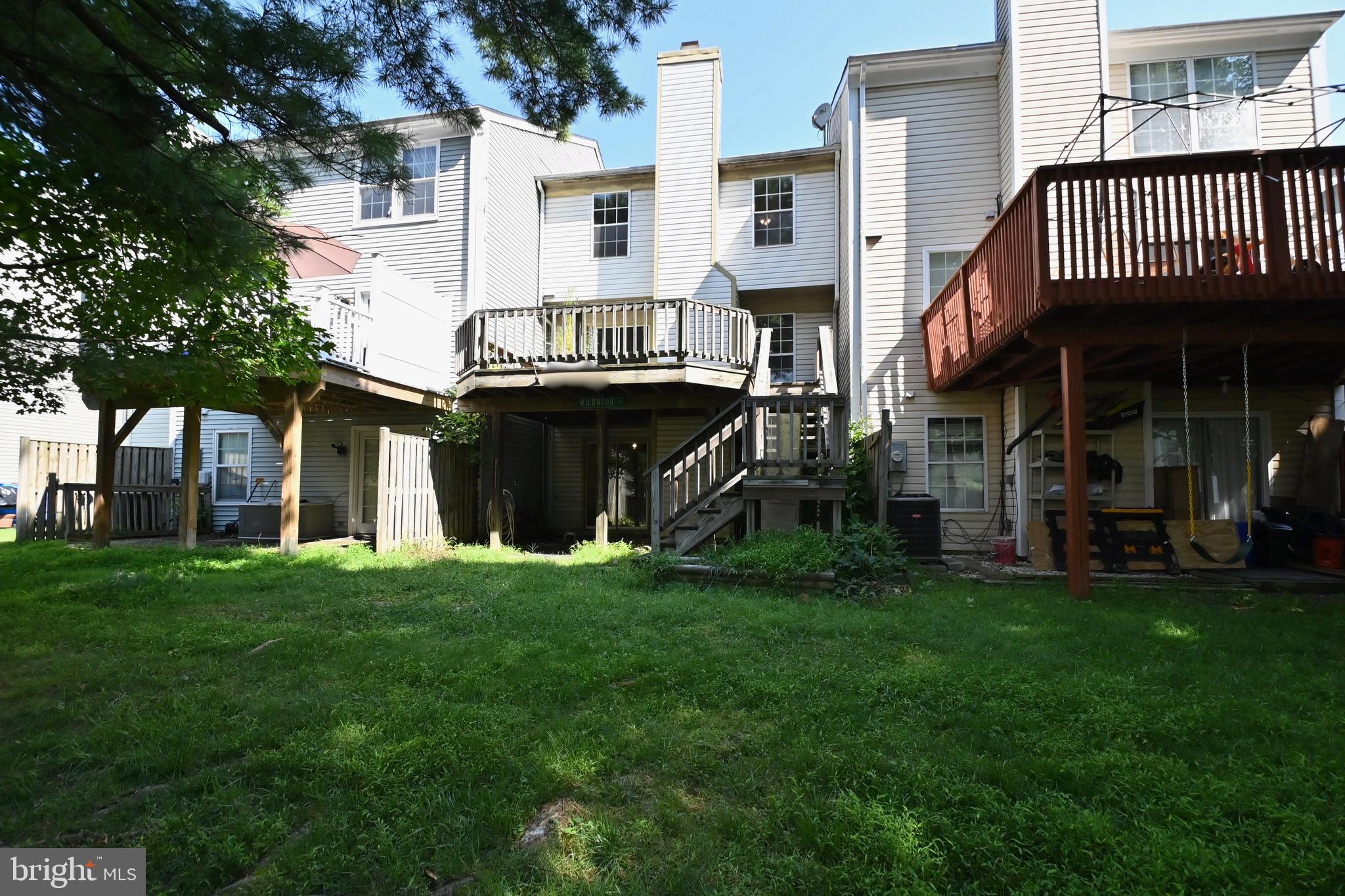 LONGMEAD CROSSING - Residential