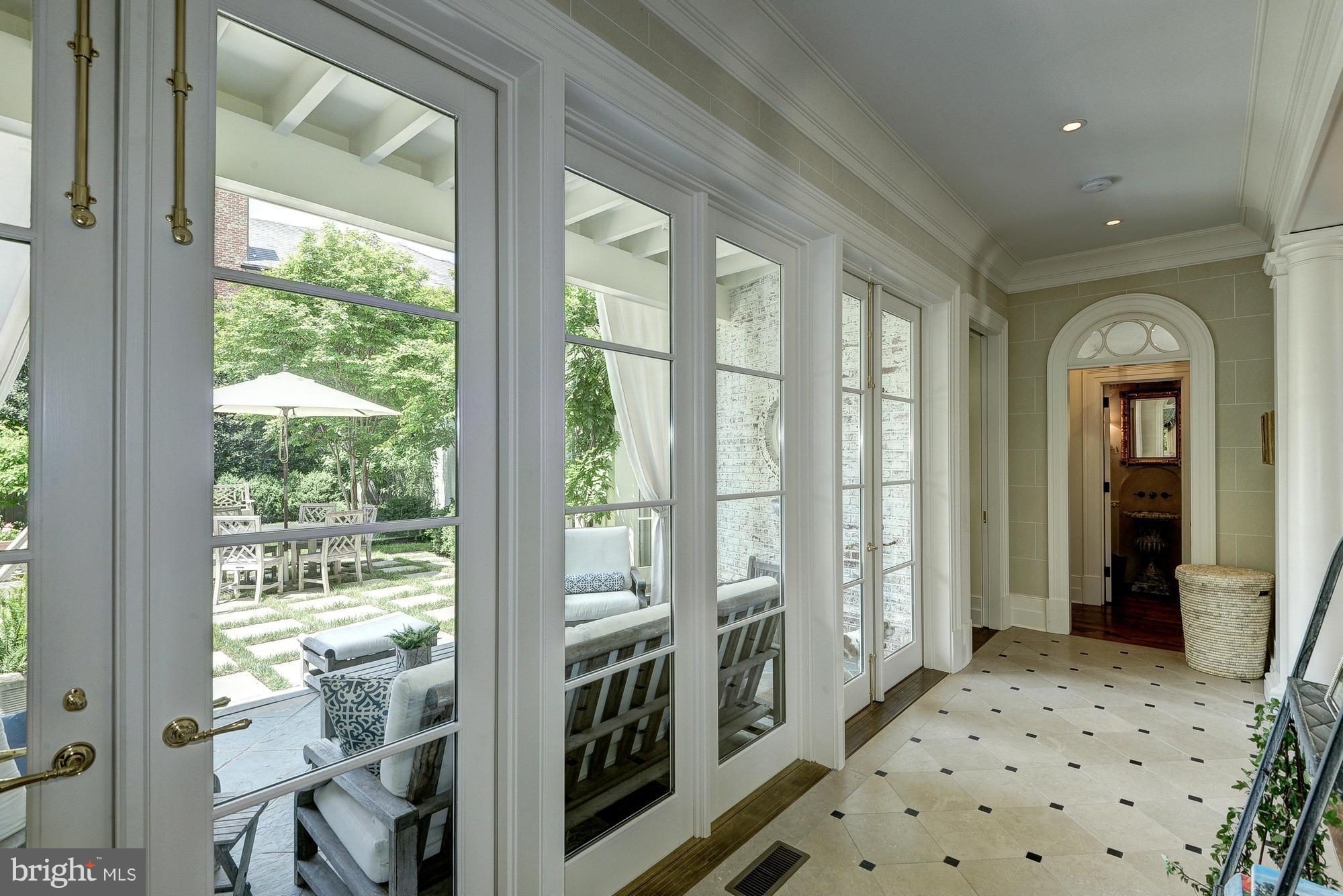 BERKLEY - Residential