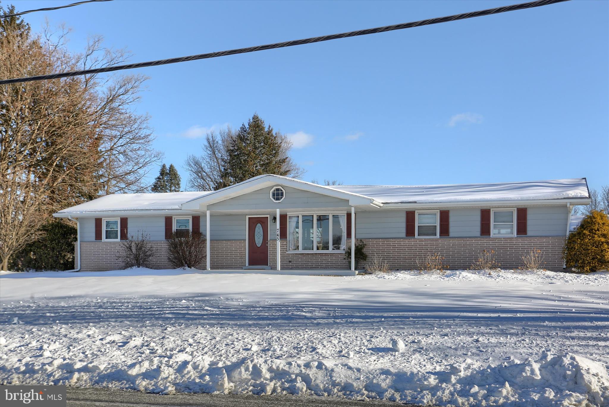 HILLTOP MANOR - Residential