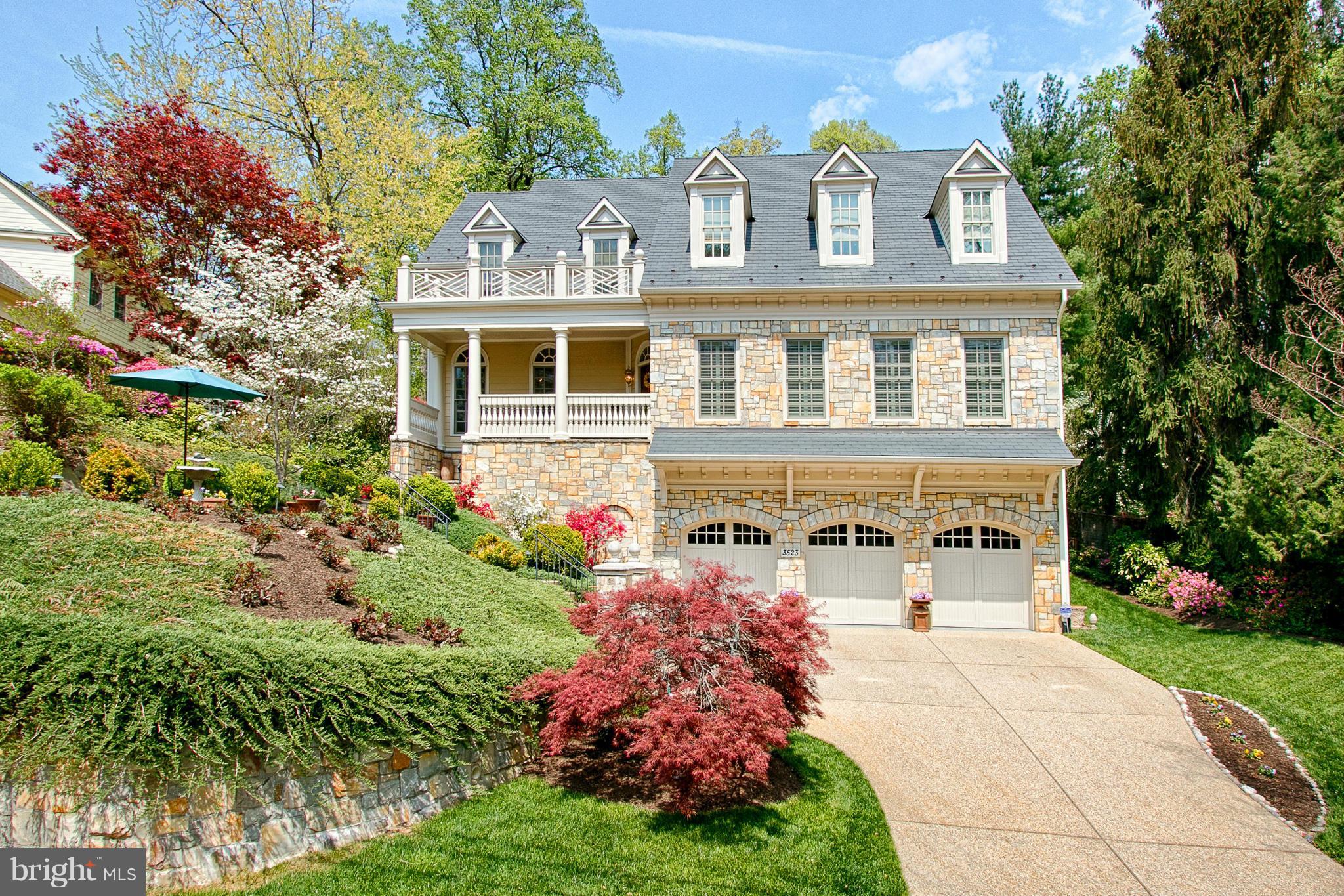 COUNTRY CLUB HILLS - Residential