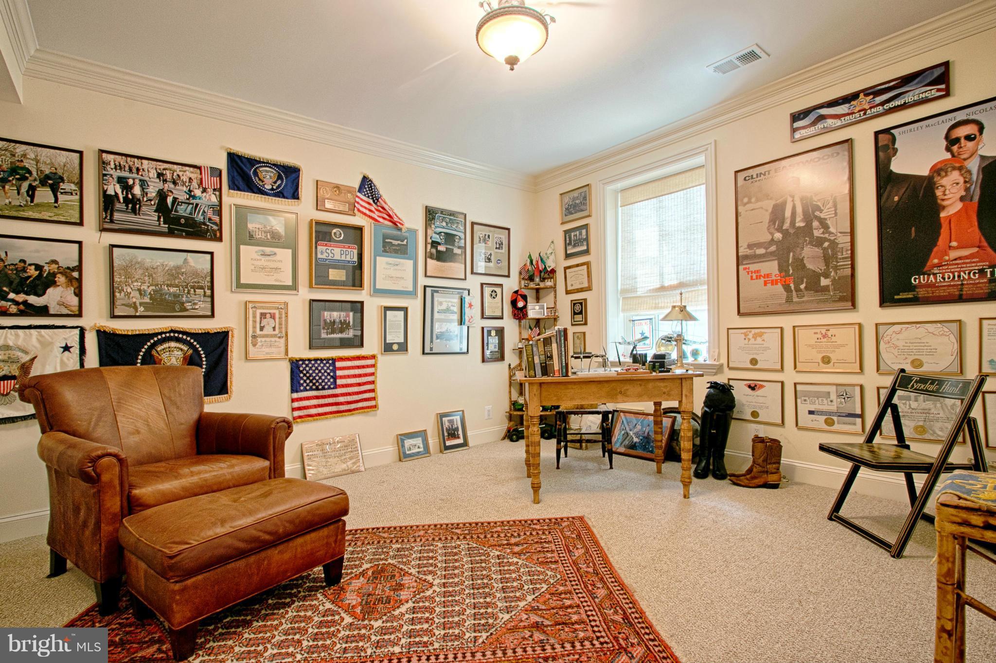 COUNTRY CLUB HILLS - Residential