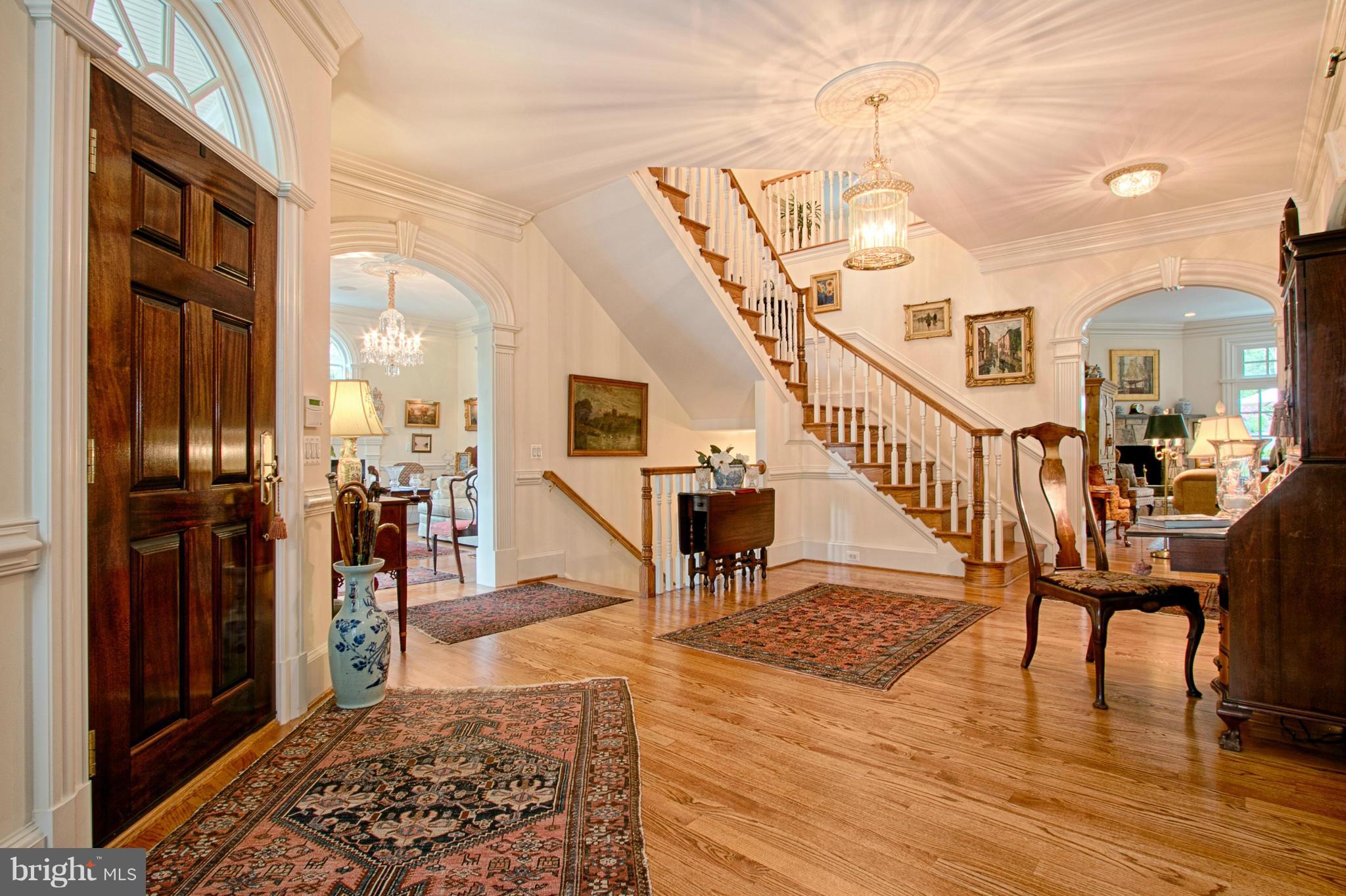 COUNTRY CLUB HILLS - Residential