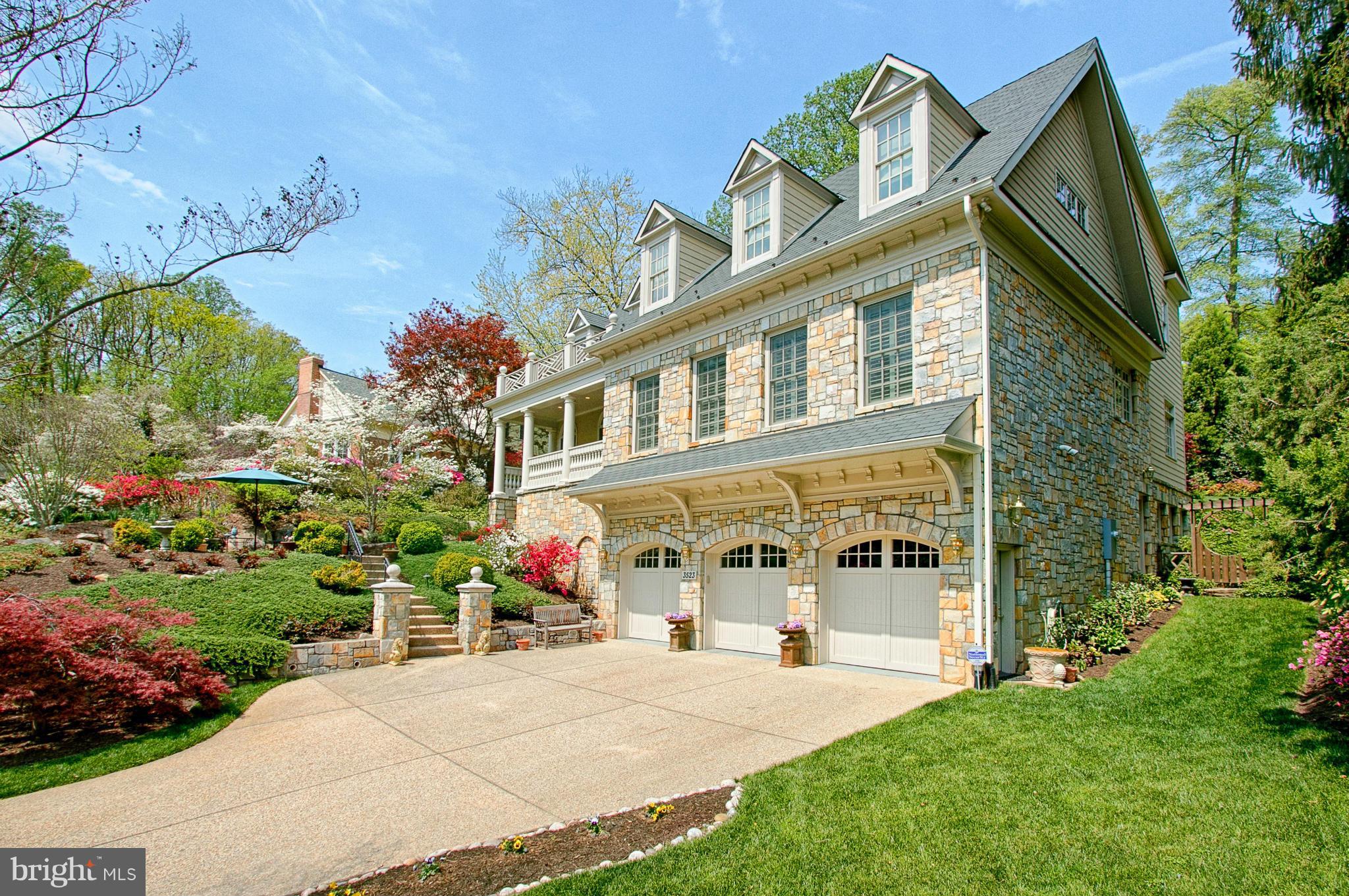 COUNTRY CLUB HILLS - Residential