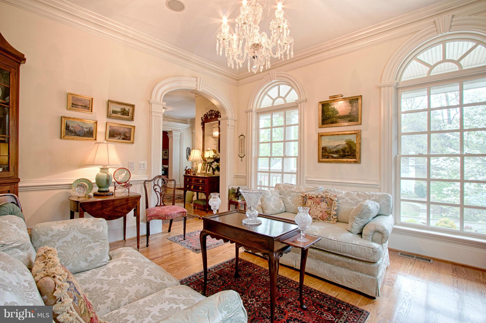 COUNTRY CLUB HILLS - Residential