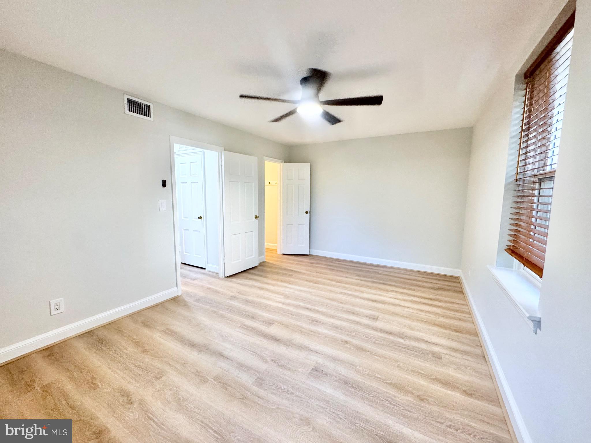 ARBORS OF ARLINGTON - Residential Lease