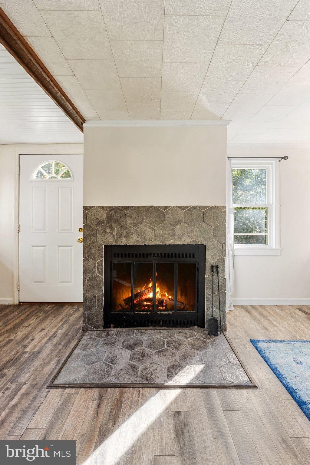 PIN OAK - Residential