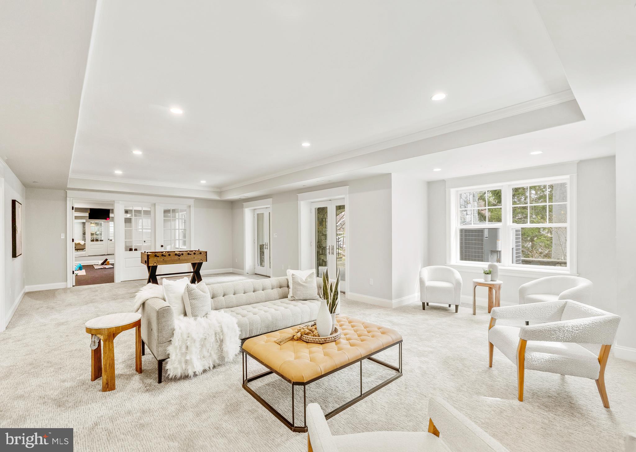 CHEVY CHASE - Residential