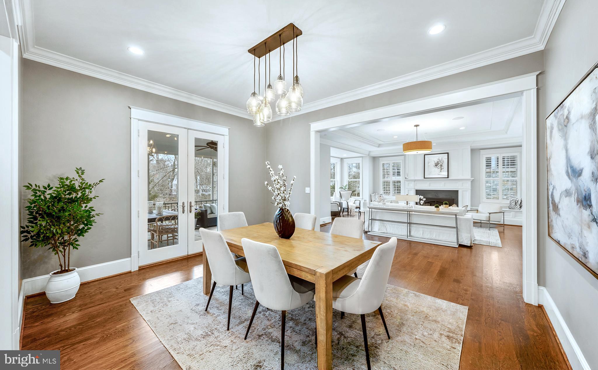 CHEVY CHASE - Residential