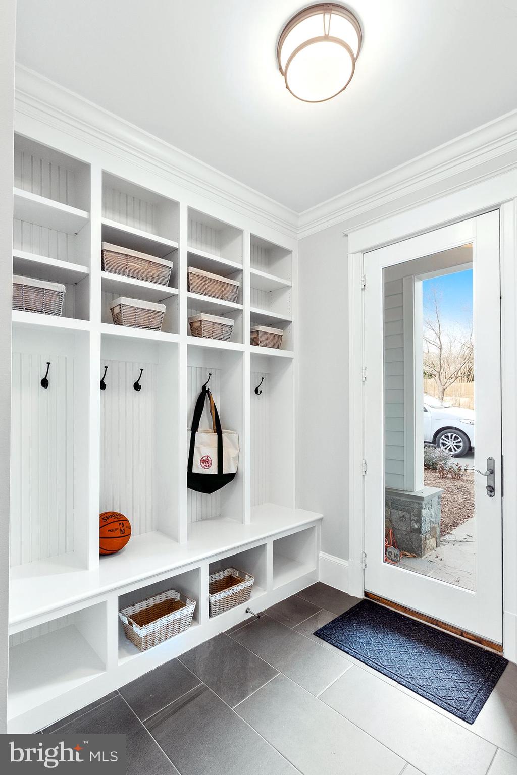 CHEVY CHASE - Residential