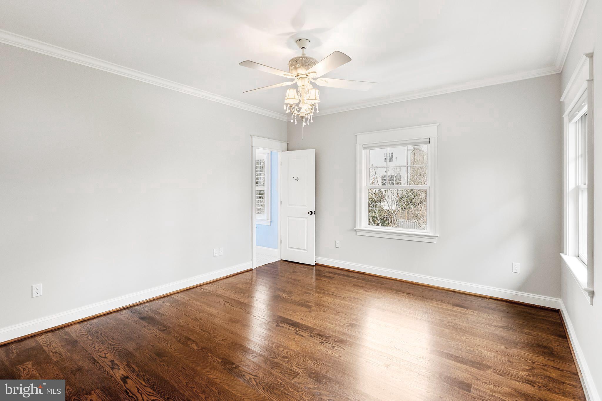 CHEVY CHASE - Residential