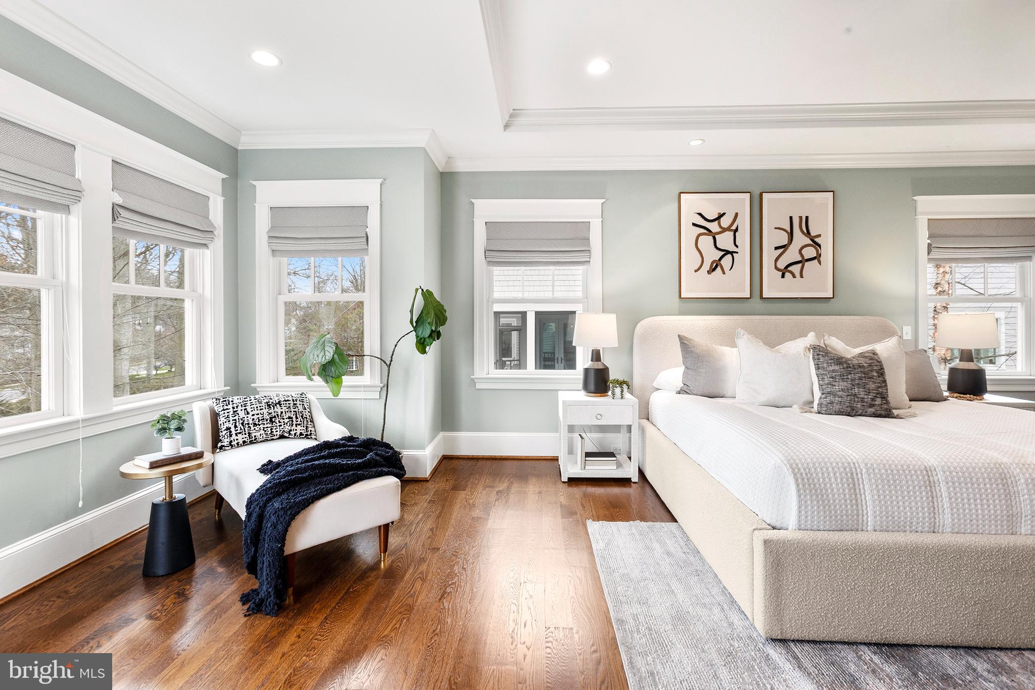 CHEVY CHASE - Residential