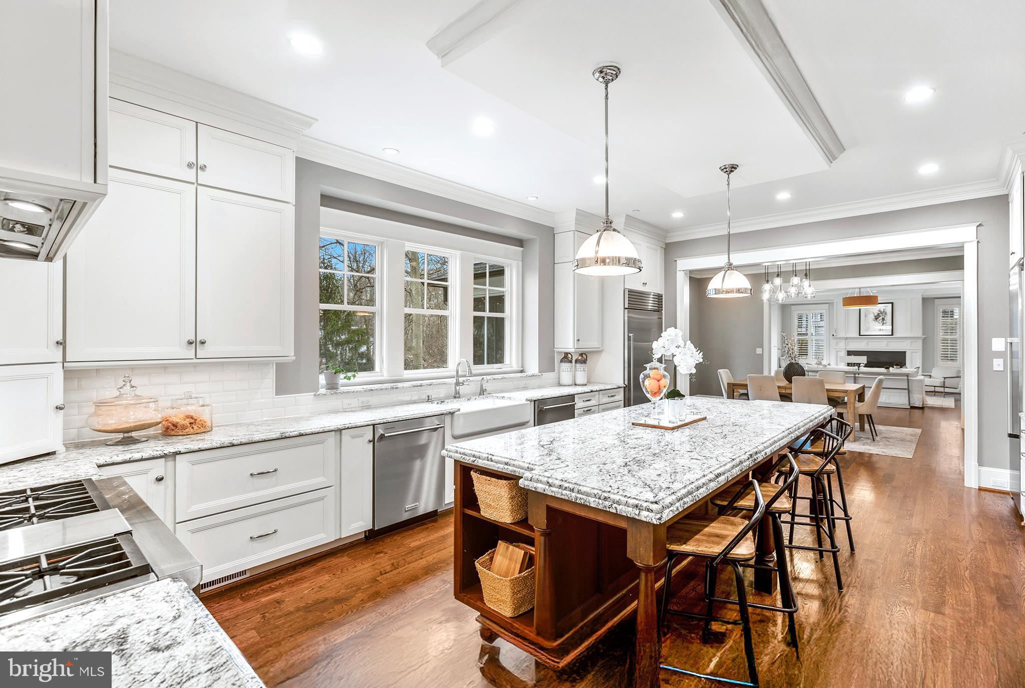 CHEVY CHASE - Residential