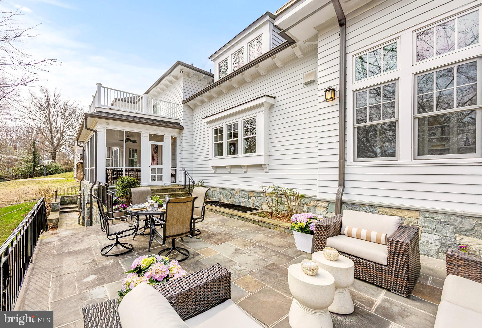 CHEVY CHASE - Residential