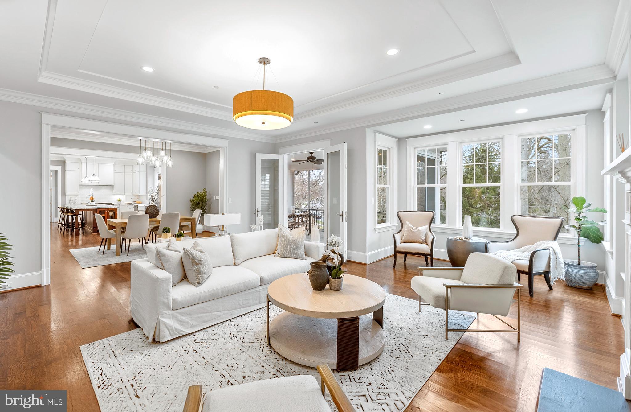 CHEVY CHASE - Residential