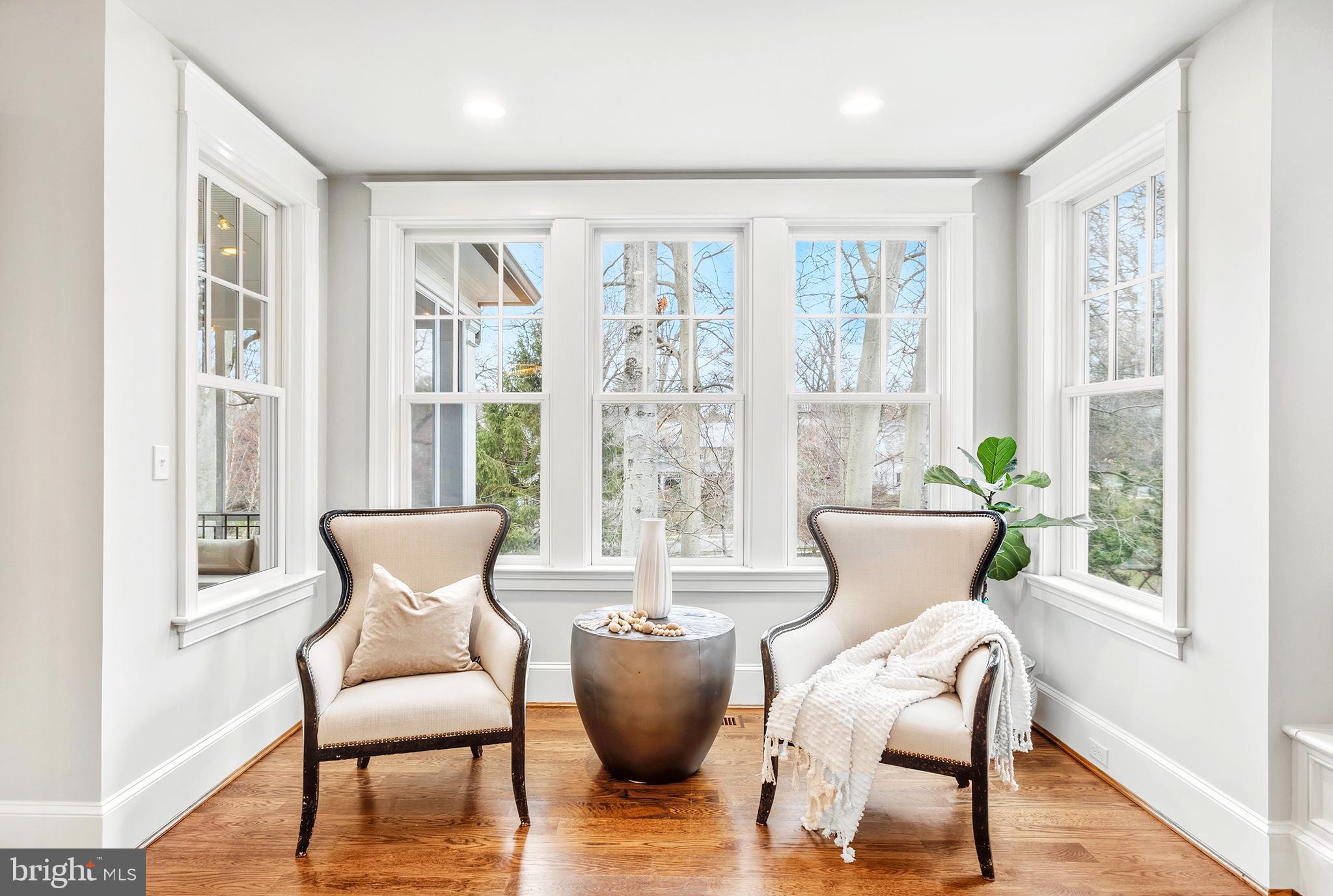 CHEVY CHASE - Residential