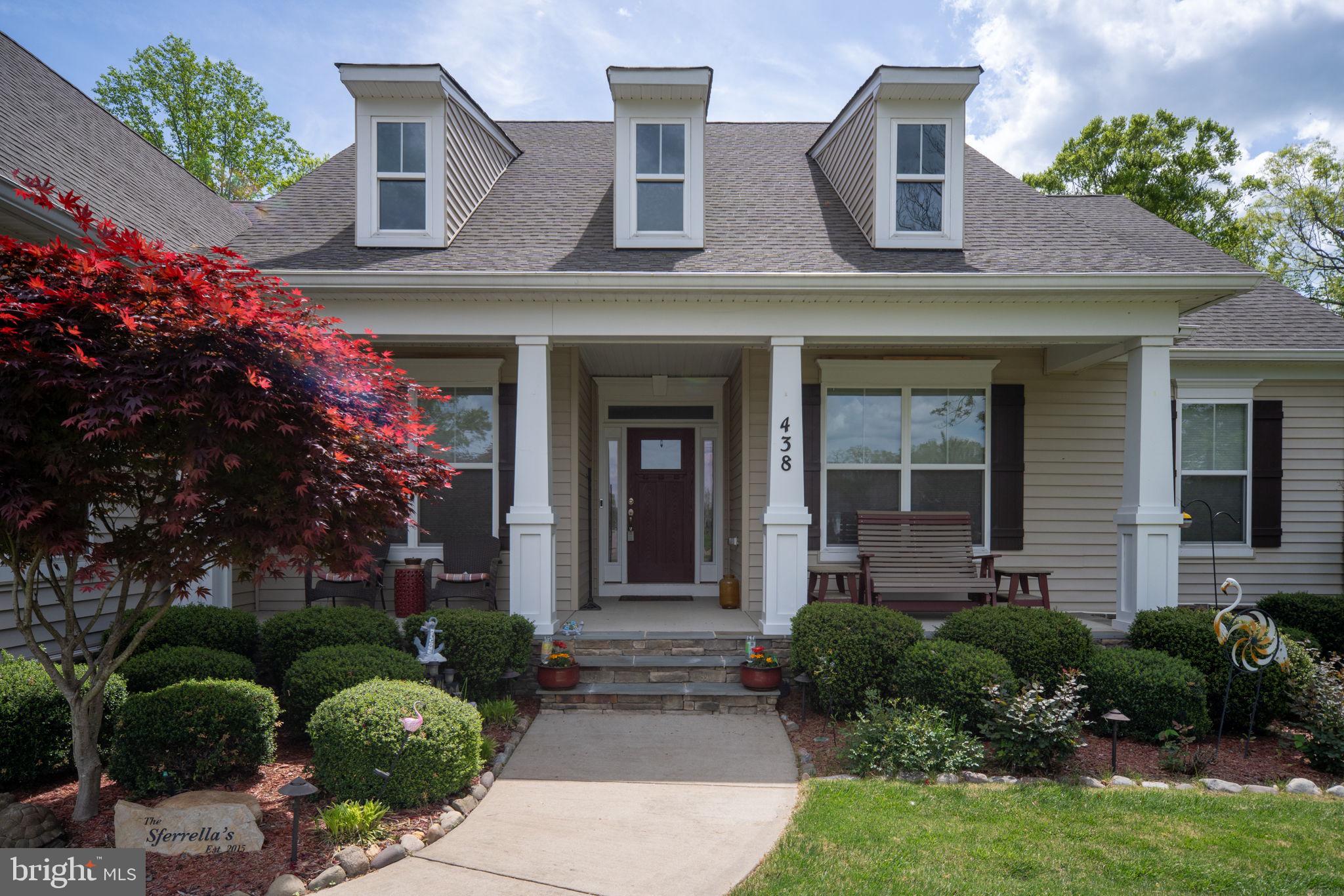 438 BRENTHEM FARM DRIVE