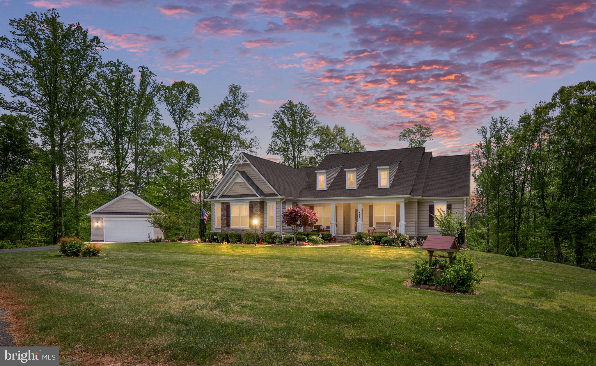 438 BRENTHEM FARM DRIVE
