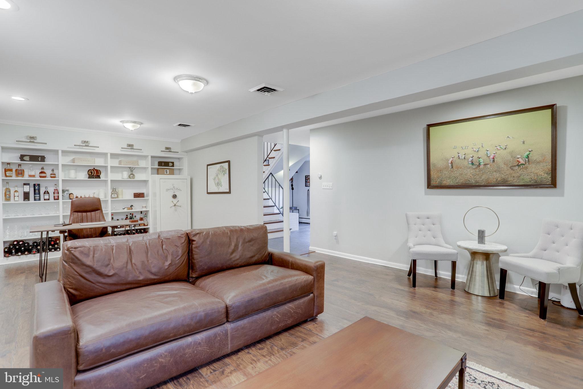 CHERRYDALE - Residential Lease