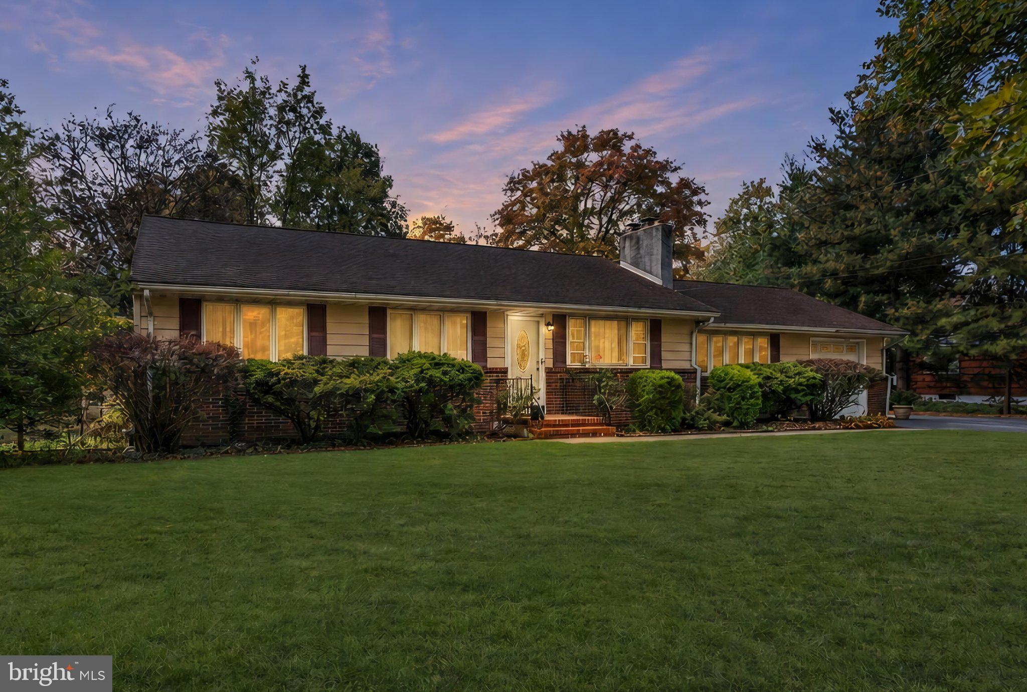155 UPPER FERRY ROAD