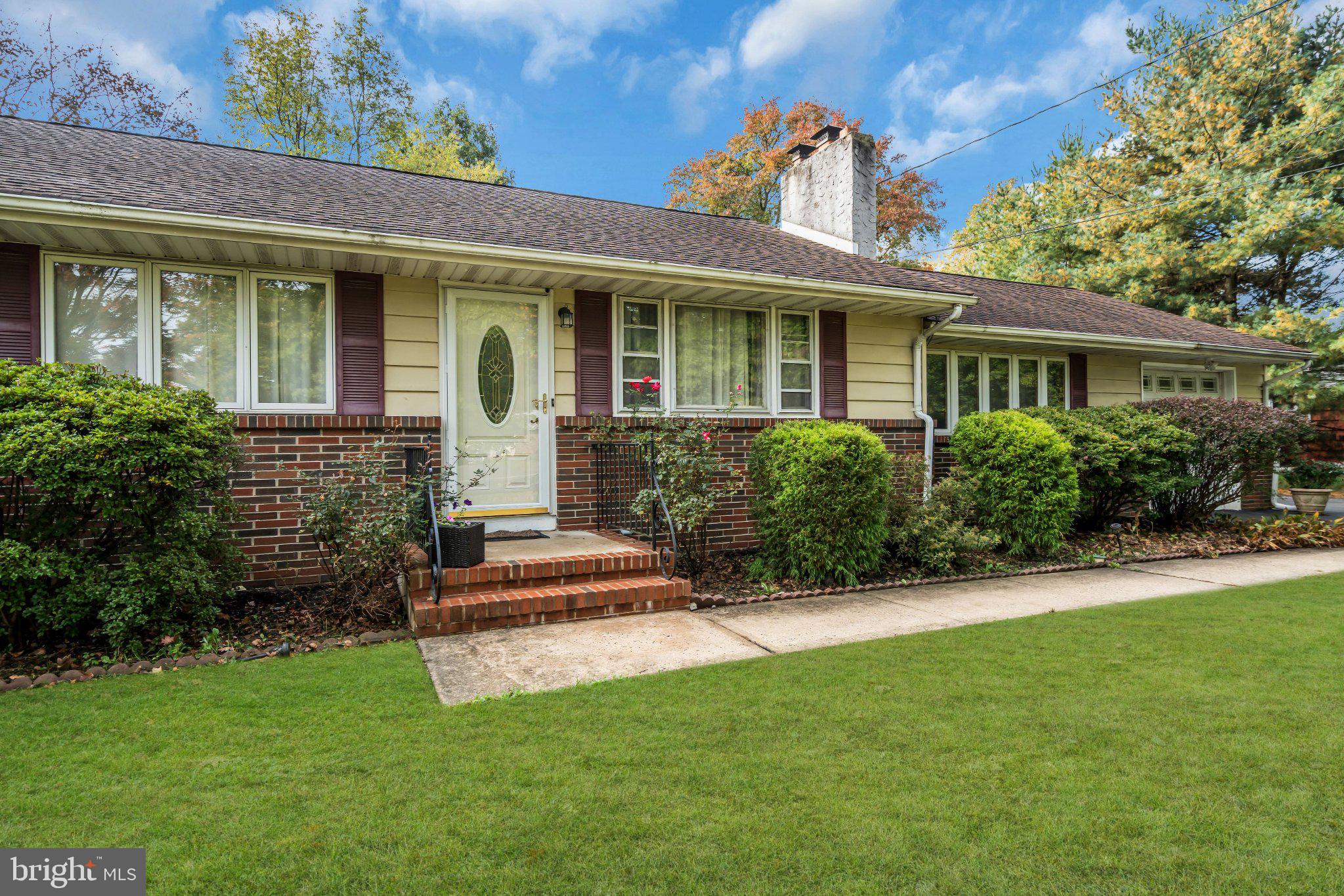155 UPPER FERRY ROAD