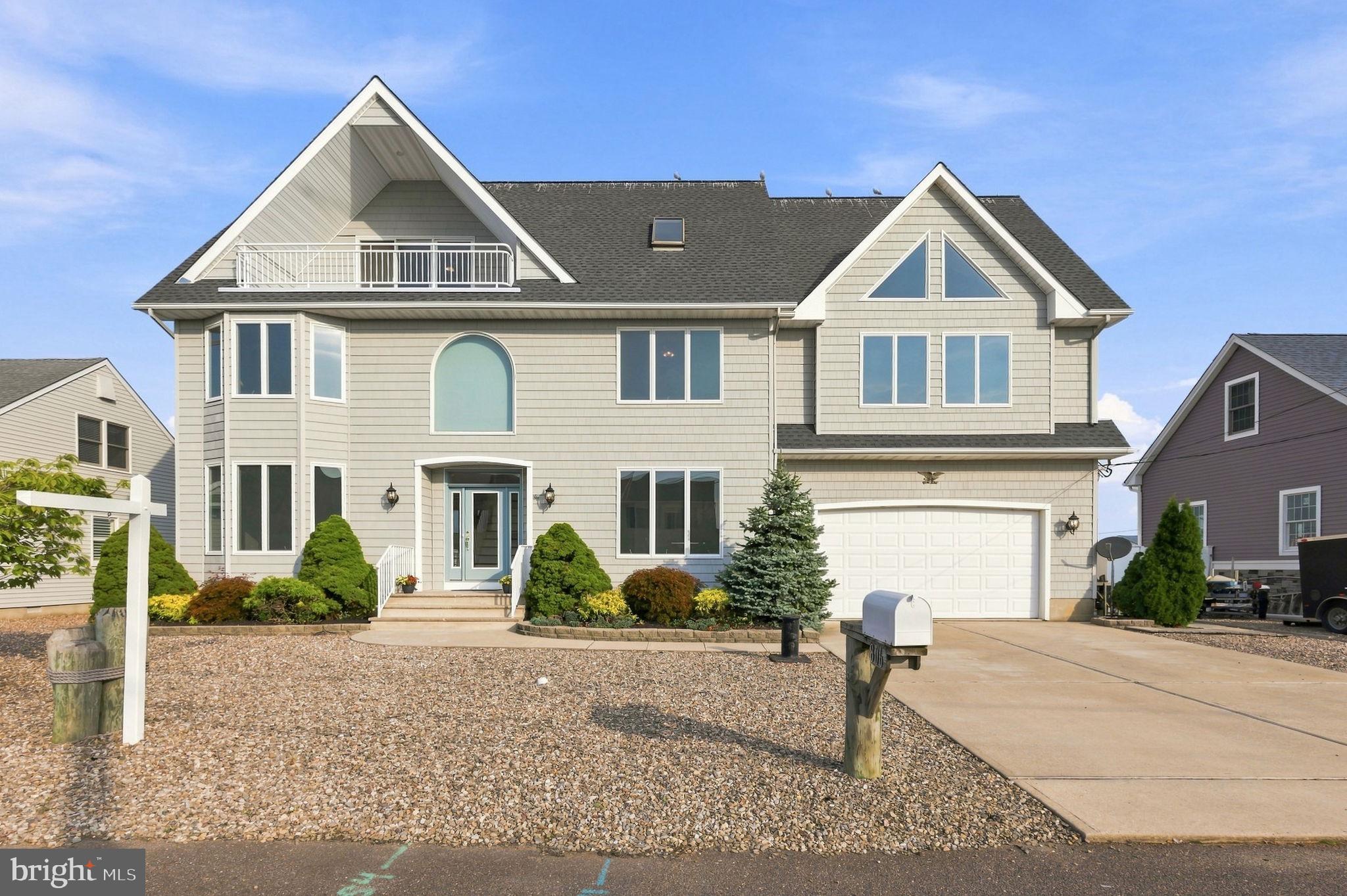 806 SPAR DRIVE