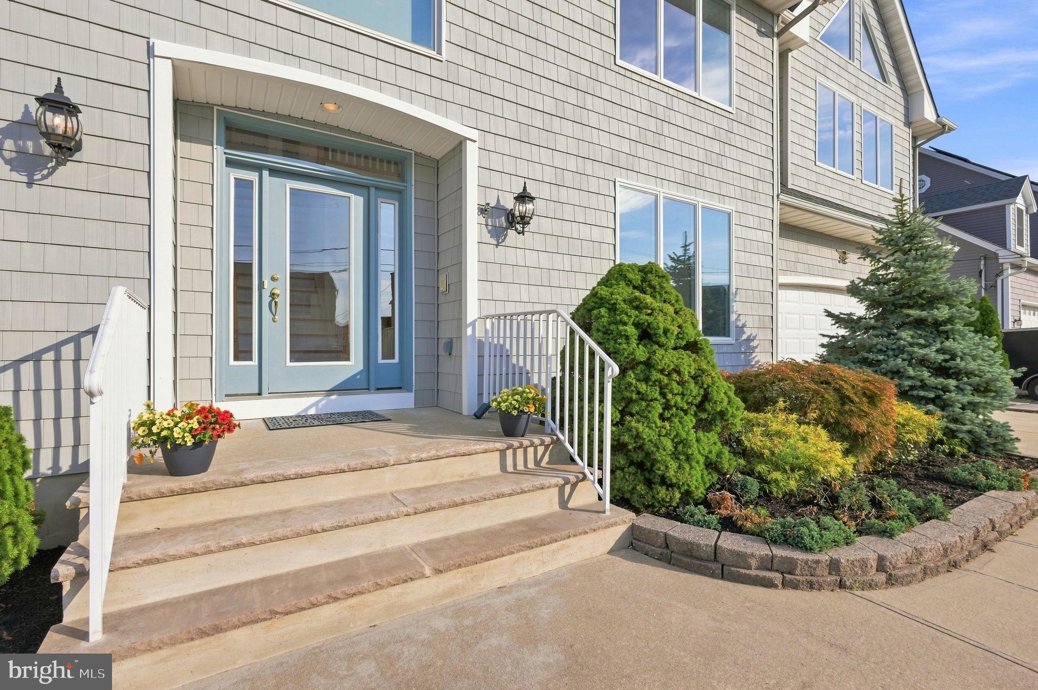 806 SPAR DRIVE