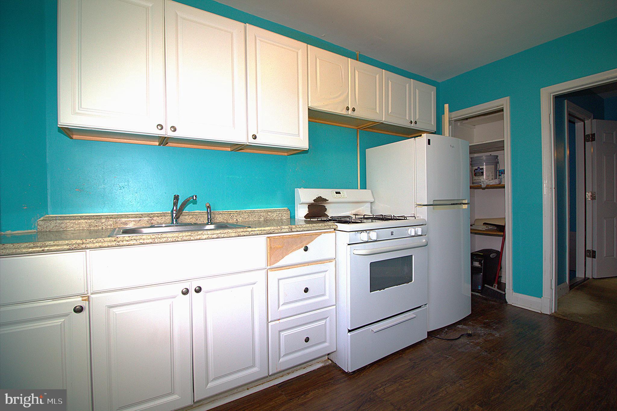 GREEKTOWN - Residential