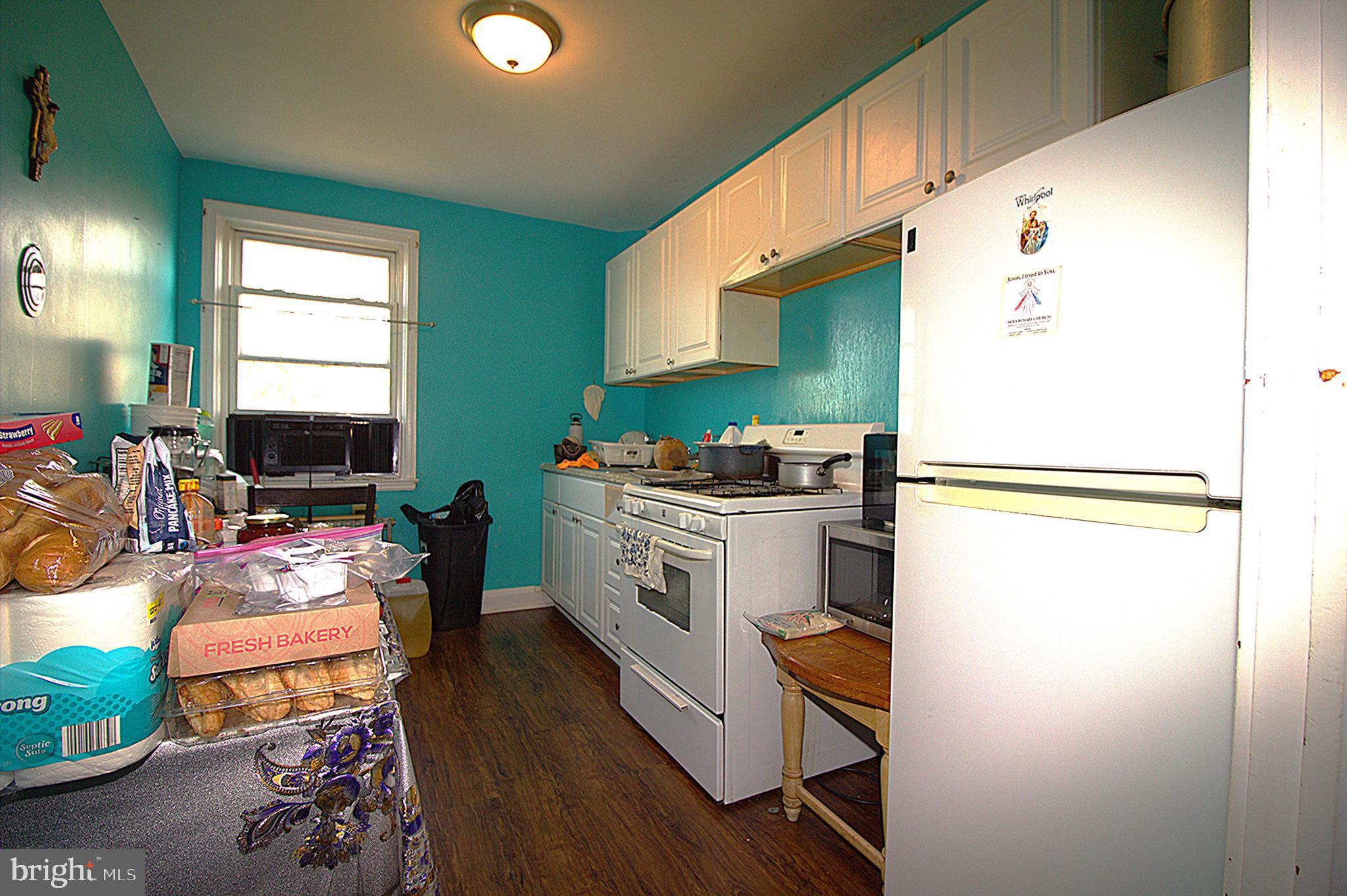 GREEKTOWN - Residential