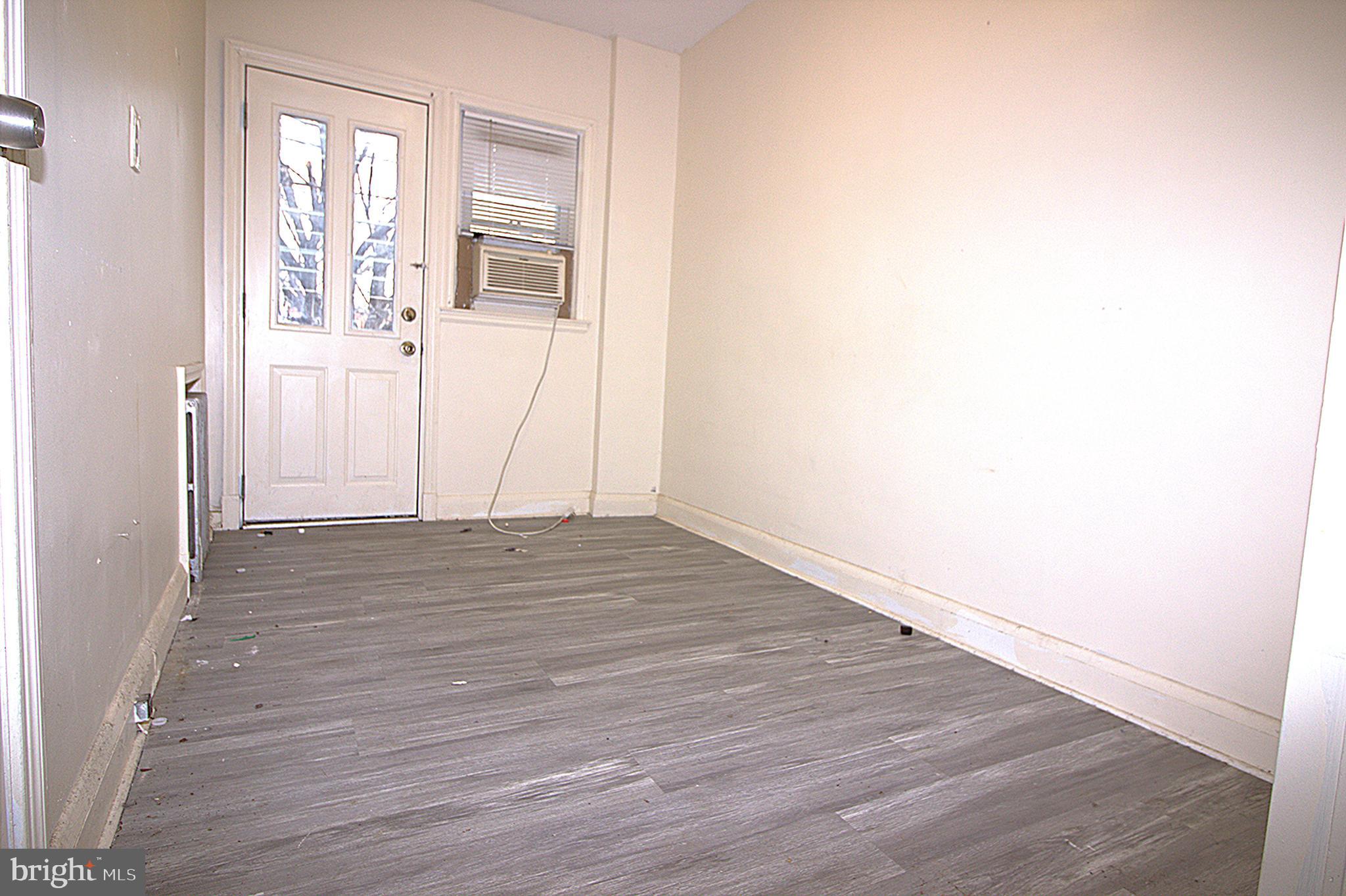 GREEKTOWN - Residential