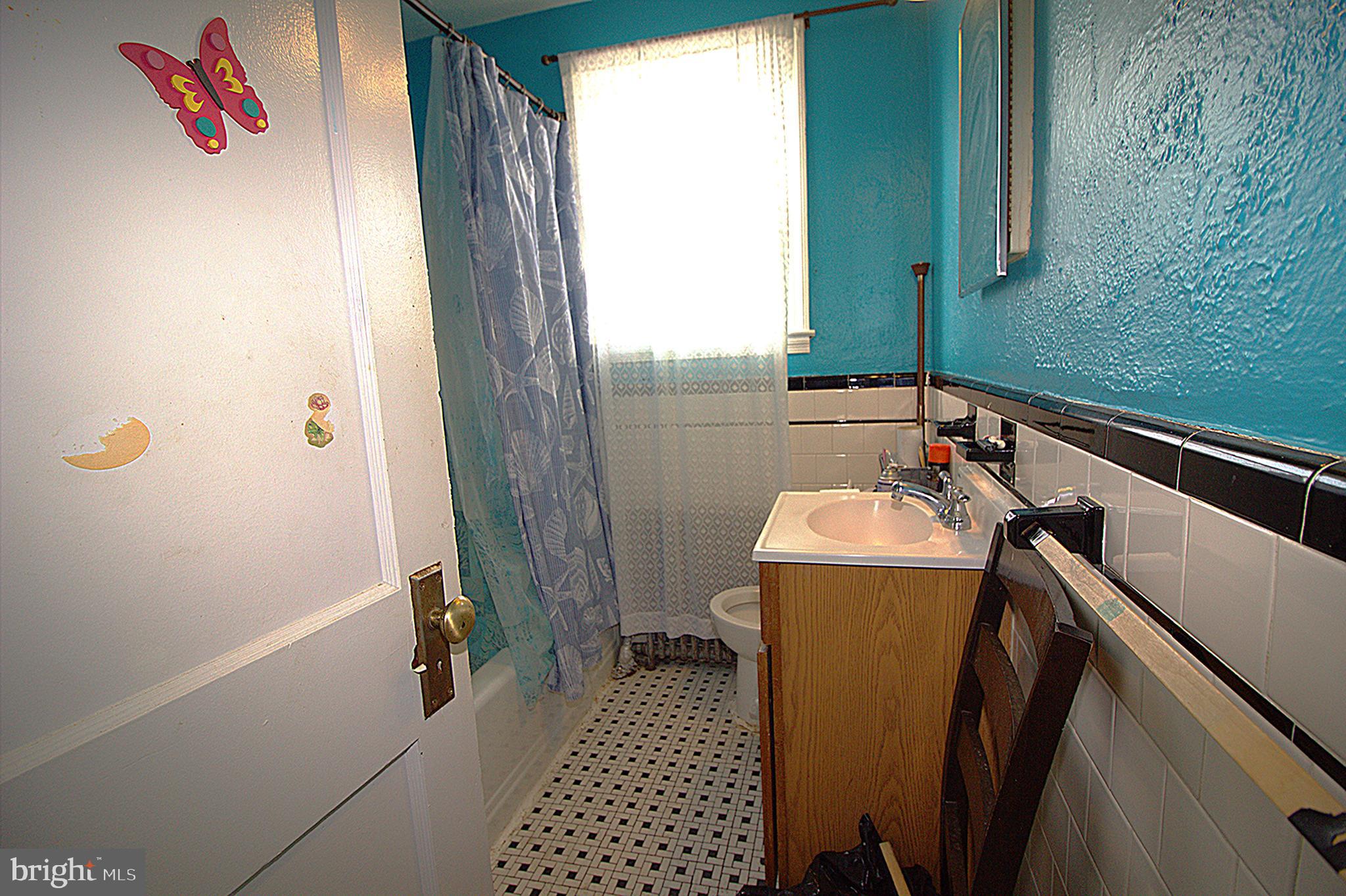 GREEKTOWN - Residential